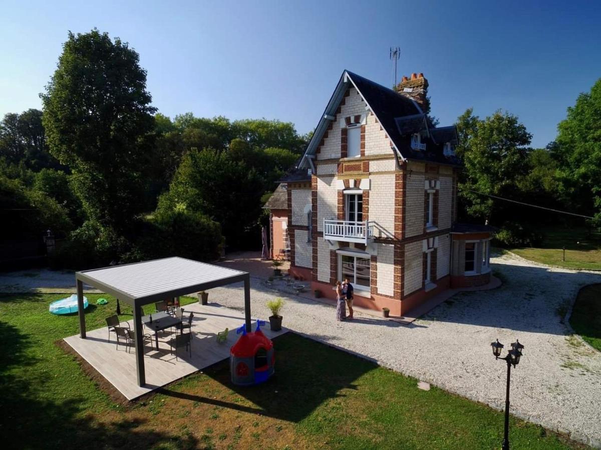 Le Manoir De Louviers Exterior foto