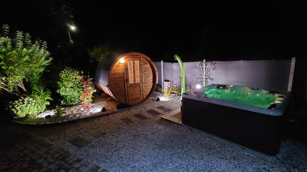 Le Manoir De Louviers Exterior foto